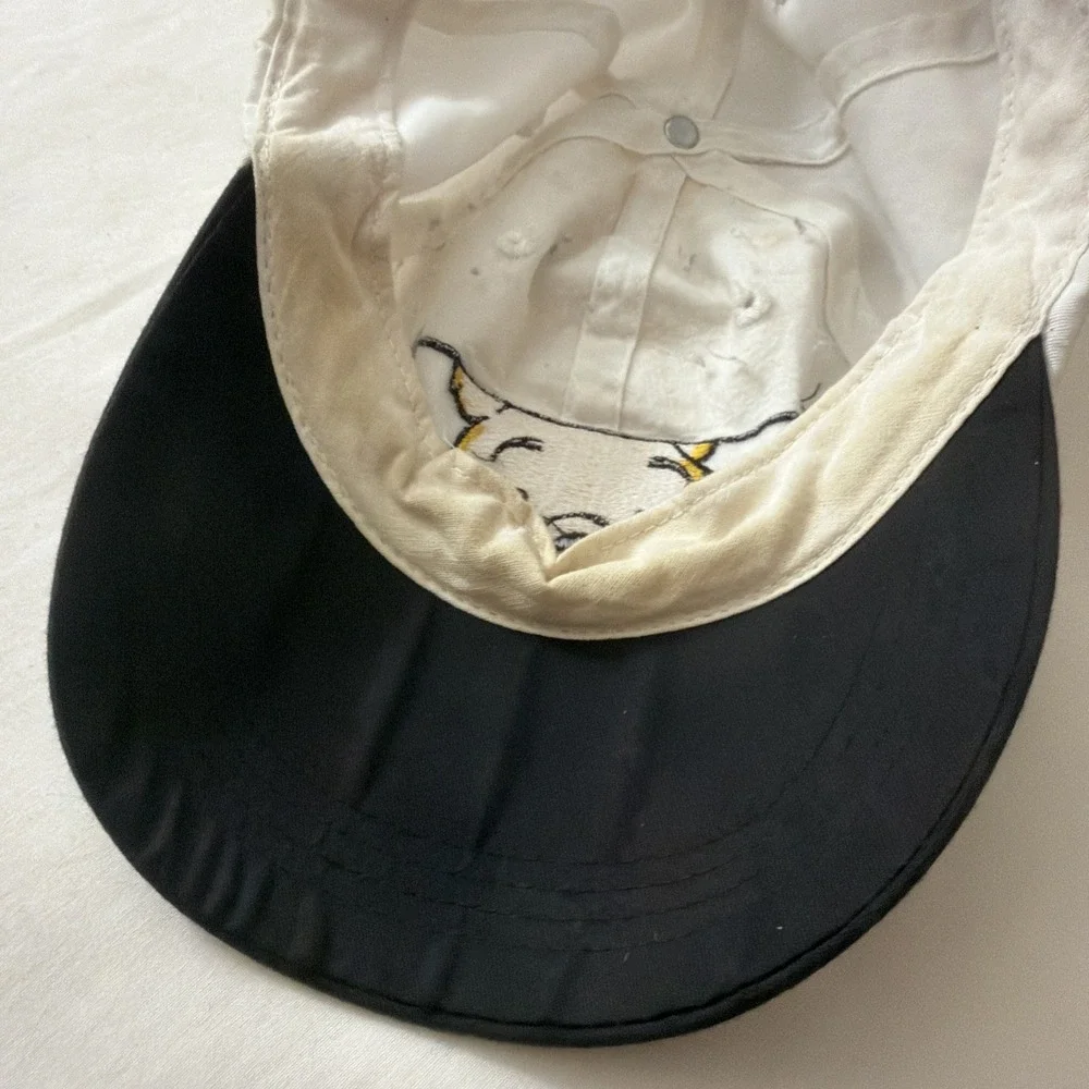Winnie the‎ Pooh: The Many Adventures of Winnie the Pooh Adult White And Red Hat